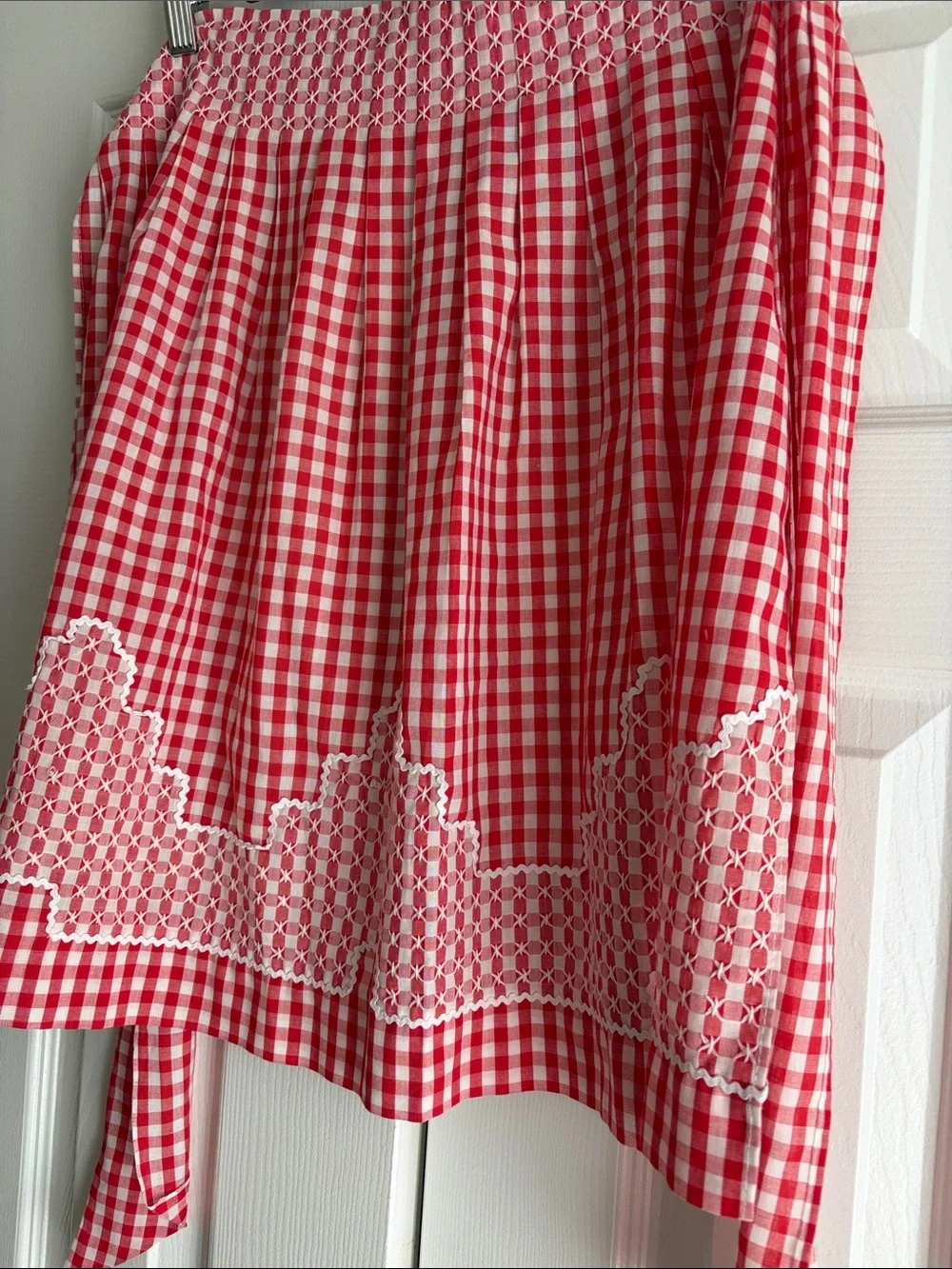 Vintage Red White Gingham Check Apron Cross Stitch